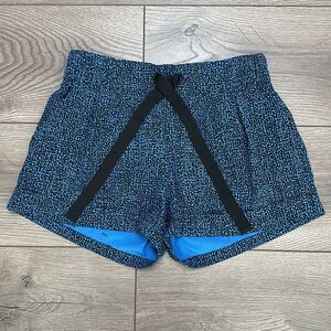 Lululemon Spring Break Away Casual Shorts 3” Bubbles Pipe Dream Blue Black 4